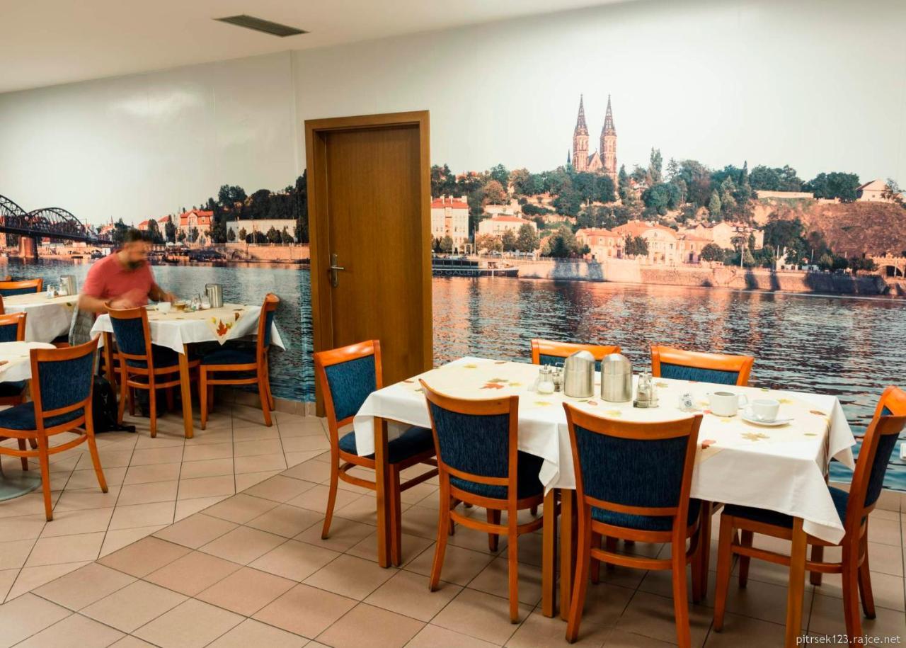 Inos Hotel Prague