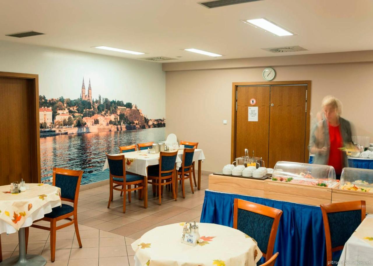 Hotel Inos Prague